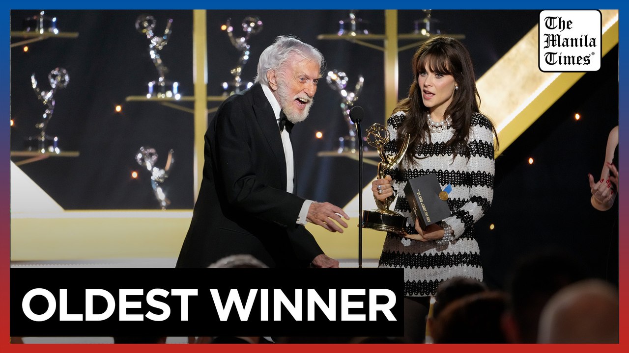 Dick Van Dyke becomes the oldest Daytime Emmy winner at age 98 for guest role on 'Days of Our Lives'