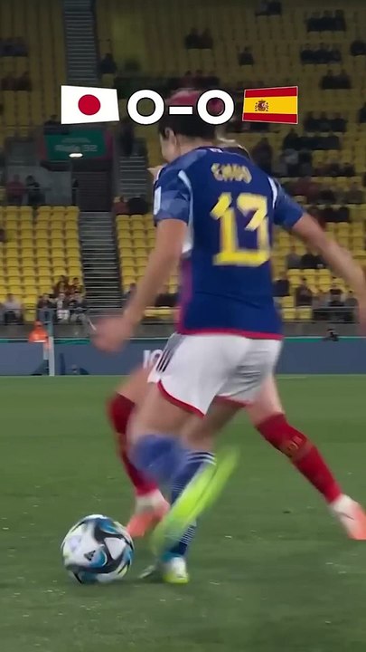 Japan defeats Spain at the World Cup.