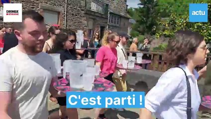 Fougeres course des garcons de café