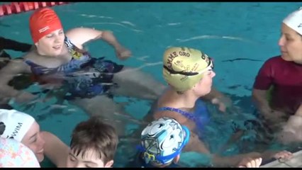 Ravenna, donati 100 corsi di nuoto a bambini con disabilità