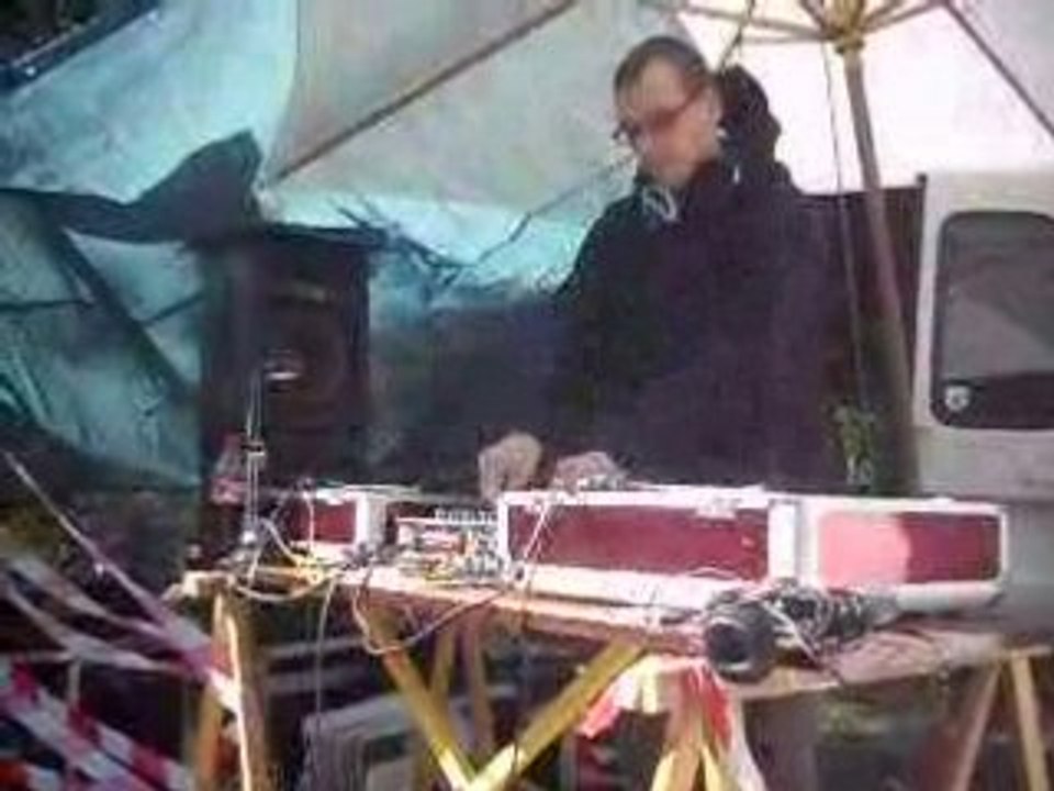 12/04/2008 - Virage - Ouapapeur set drum du matin (11h00)