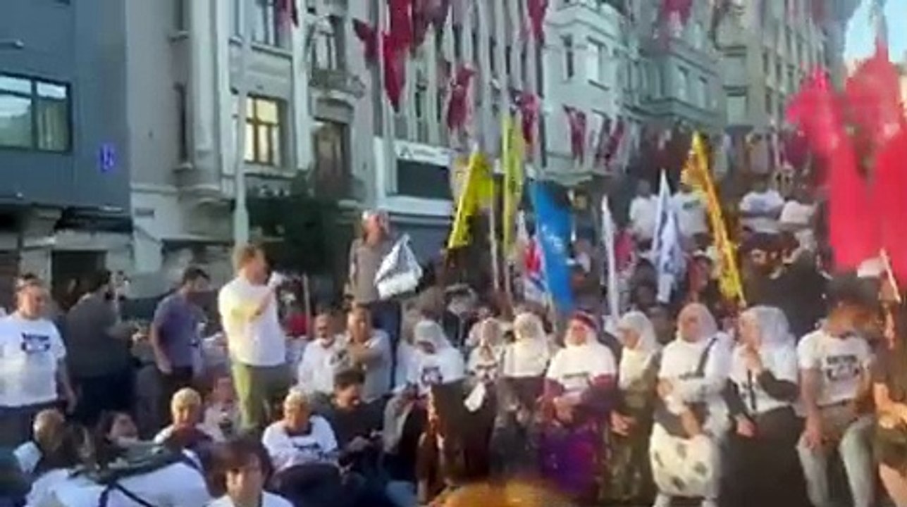 İstanbul'da 'kayyum' protestosu