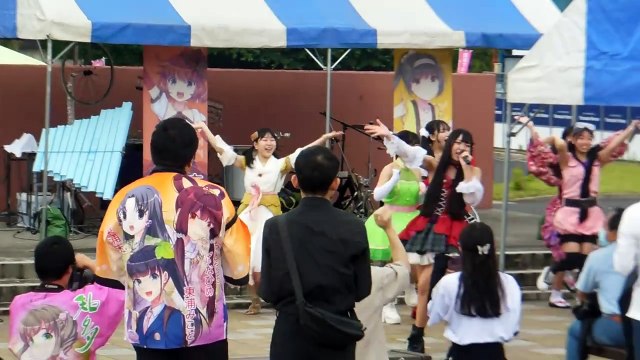 Japanese Idol Group & Their Fans