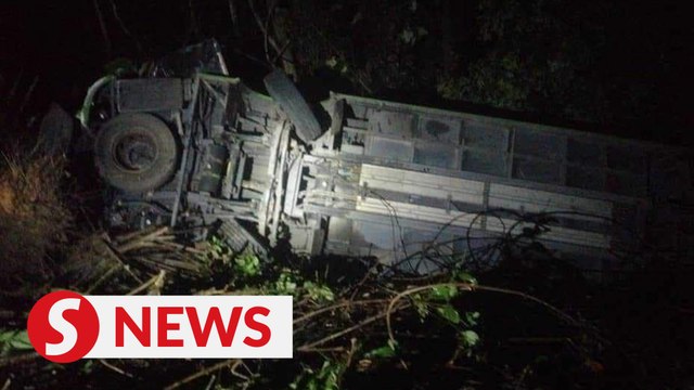 Two killed, 37 injured in bus-lorry collision in Rompin