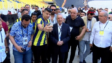 Download Video: Fenerbahçe'de başkanlık seçimi için oy verme işlemi başladı