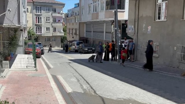 Esenyurt'ta 4'üncü kattan düşen çocuk hayatını kaybetti
