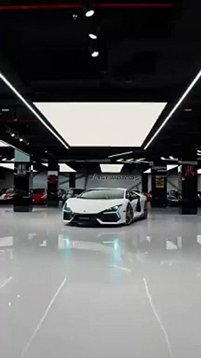 The Lamborghini Revuelto