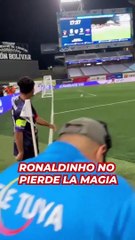Ronaldinho no pierde la calidad