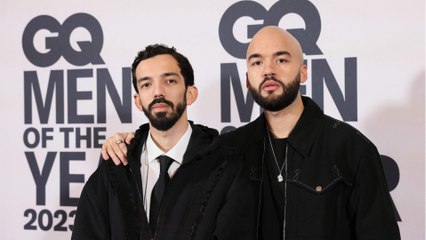 VOICI : Bigflo et Oli : leur mère, atteinte d'un cancer, rejoint les deux frères sur scène lors d'un concert