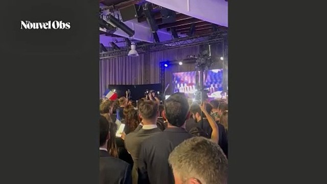 La joie des militants Rassemblement national à l'annonce des résultats des élections européennes