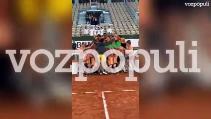 El momentazo de Alcaraz con los recogepelotas de Roland Garros