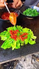 Chinese burger Stir-fried Lettuce with Chili Peppers