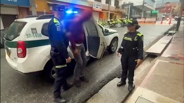 En Barbosa la policía capturó a dos hombres con gran cantidad de drogas