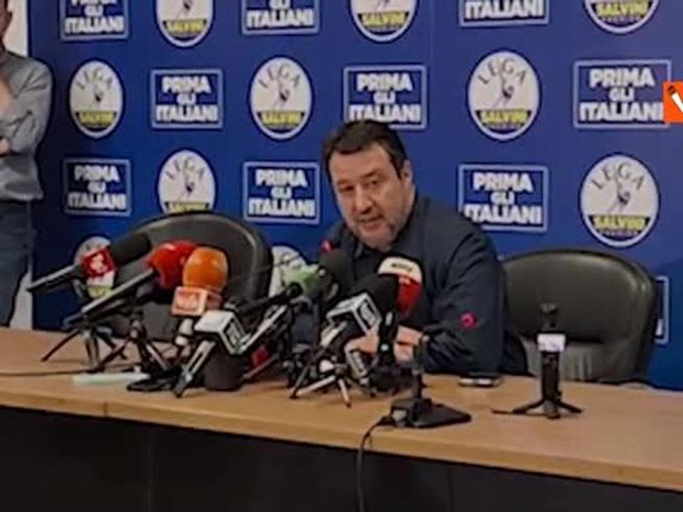 Salvini: "Ci davano per morti, ma siamo vivi e vivaci"