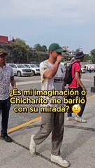 ¿Es mi imaginación o Chicharito nos barrió con su mirada?