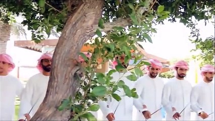 Awesome New Traditional song from UAE فرقة بن قحطان الحربية - درب العشق