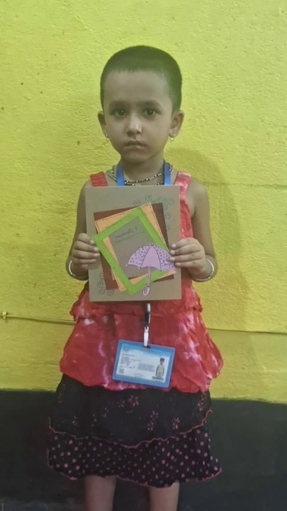 ✨ Creative Card Designs Workshop for Young Artists! ✂️