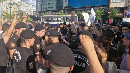 Onur Haftası yürüyüşüne müdahale: Gözaltılar var
