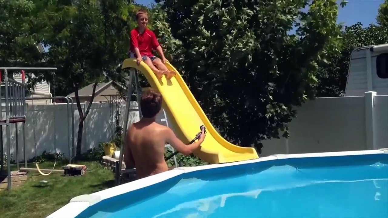 TRY_NOT_TO_LAUGH_1_MINUTE_CHALLENGE_funny_fails_(720p)