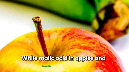 8 Things That Will and Won’t Whiten Your Teeth!