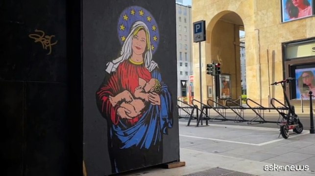 Santa Giorgia Meloni nel murales pop di aleXsandro Palombo