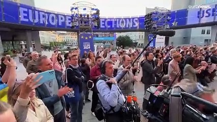 شاهد: احتجاجات أمام مقر الاتحاد الأوروبي في بروكسل ضد تقدم اليمين المتطرف