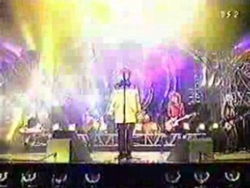 Hide-rocketdive (live)
