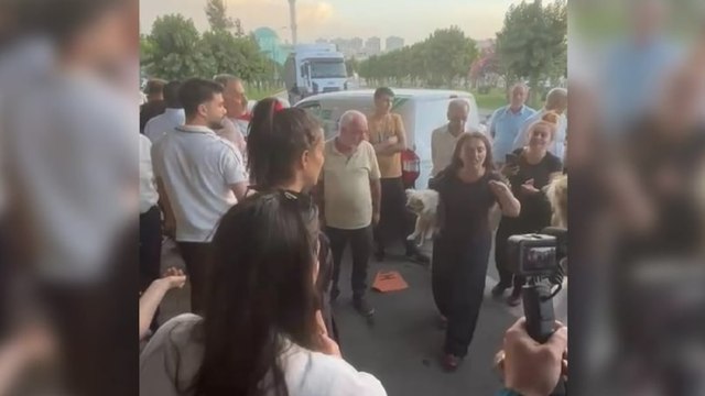 'Kuduz' karantinasına alınan mahalle karıştı