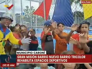 Скачать видео: Bolívar | Gran Misión Barrio Nuevo Barrio Tricolor recupera espacios deportivos en el Mcpio. Caroní