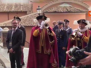 Papa Francesco in Campidoglio, ecco le immagini dell'incontro con il sindaco Gualtieri