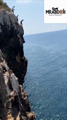 The danger of jumping into the sea from high places