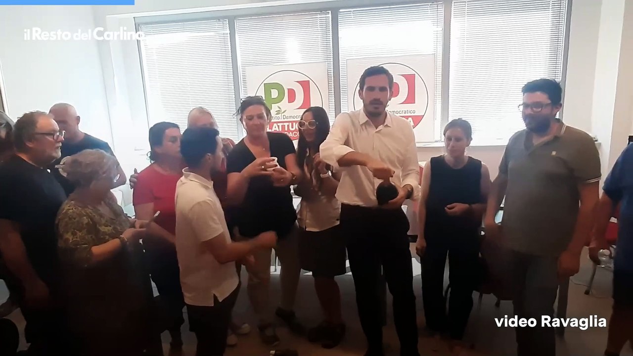 Sindaco di Cesena: il video di Enzo Lattuca festeggia la vittoria