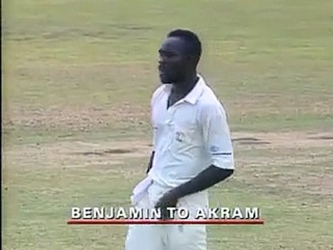 Benjman clean bowled wasim akram