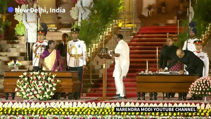 Leopard-like animal seen at India's swearing-in ceremony