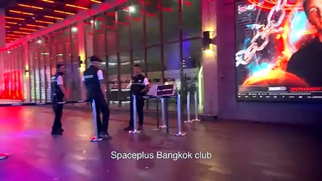 Thailand Bangkok nightlife street scenes Local karaoke and club. so many pretty ladies!