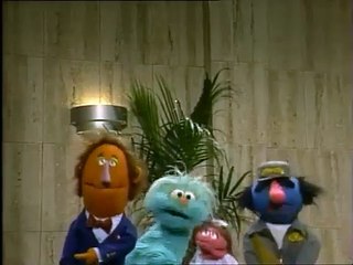 Sesame Street - The Elephant Elevator Operator (1993; German Dub)