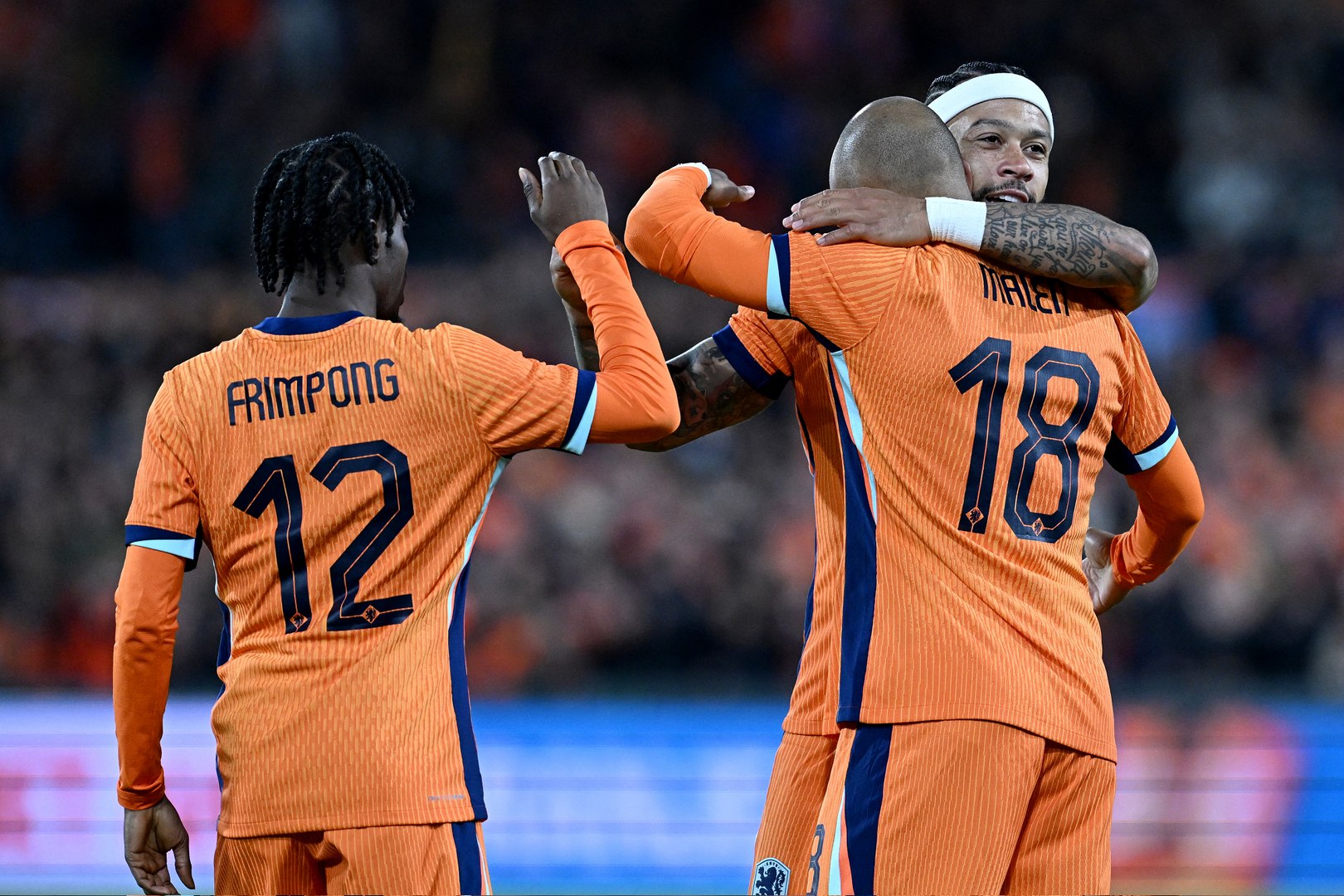 Dutch thrash Iceland 4-0 in warm-up | beIN SPORTS