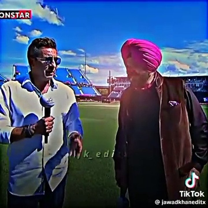 Waseem akram mood off