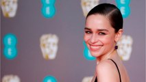 VOICI : Emilia Clarke : pourquoi elle a eu peur de se 