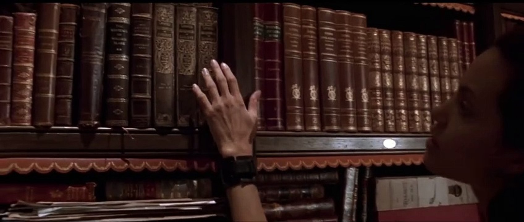 Lara Croft : Tomb Raider Bande-annonce (RU)