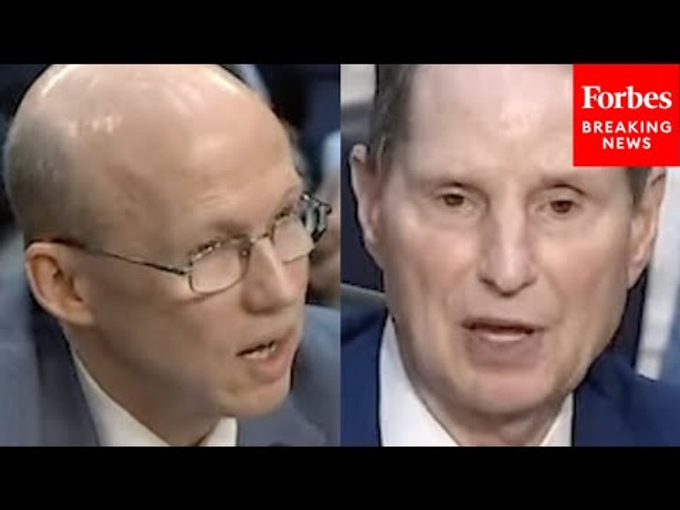 Ron Wyden Presses National Intelligence Official On Public Knowledge Of Data Collection 'Boundaries'