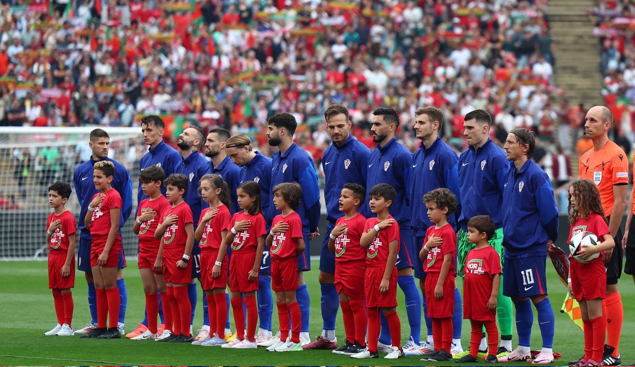 المنتخب الكرواتي يستهل تحضيراته لملاقاة إسبانيا