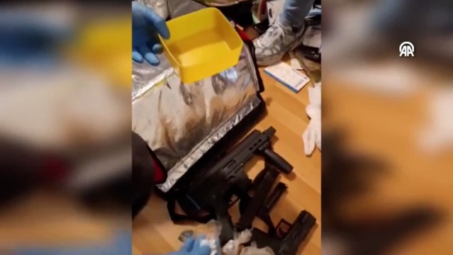 Bağcılar'da uyuşturucu operasyonunda yakalanan 2 zanlıdan 1'i tutuklandı