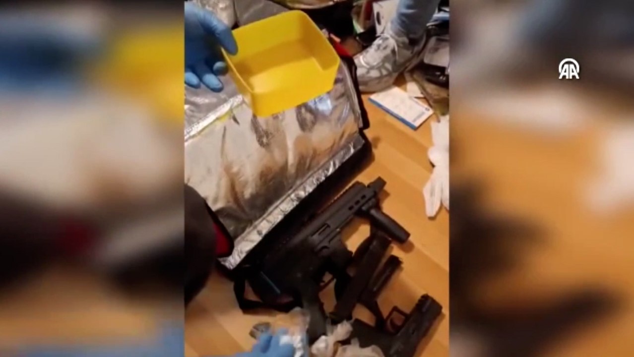 Bağcılar'da uyuşturucu operasyonunda yakalanan 2 zanlıdan 1'i tutuklandı