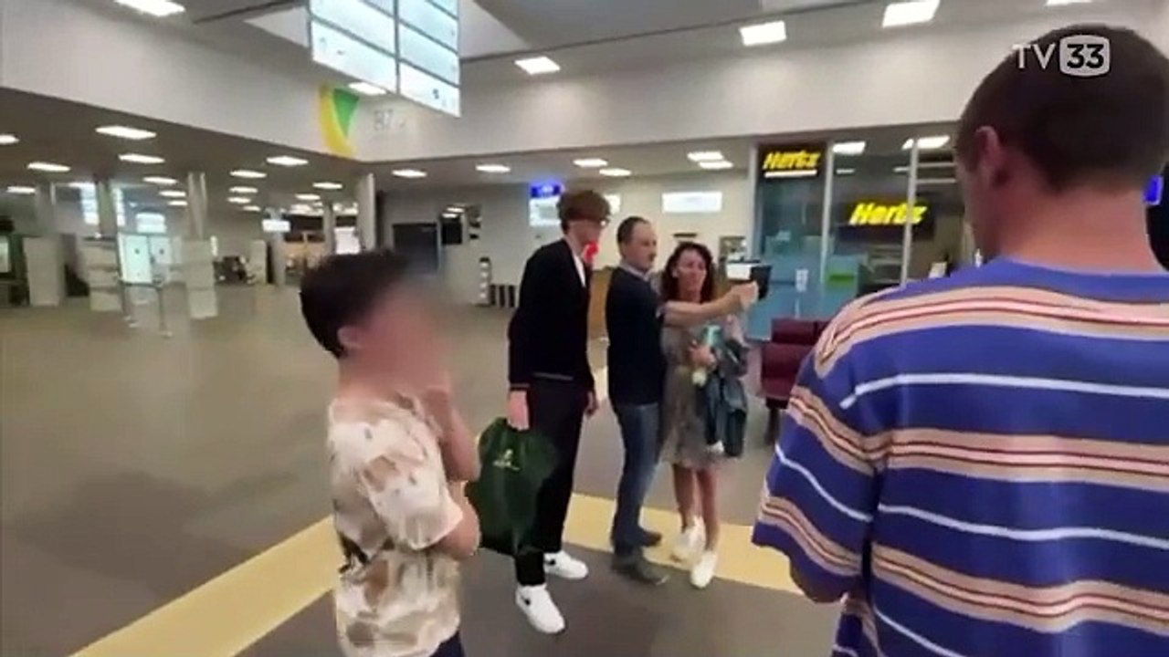 Jannik Sinner atterra all’aeroporto di Bolzano con un jet privato
