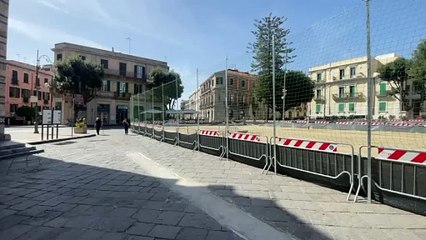 Messina (quasi) pronta per la tappa del "Volleyball World Beach Pro Tour". Posata la sabbia in piazza Duomo