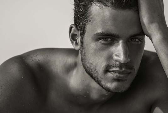 Ce parfum masculin créé en 1966 est, désormais, le préféré des Français : il détrône Sauvage de Dior