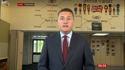 Sunak ‘taking public for fools’ with 2p national insurance cut, says Labour