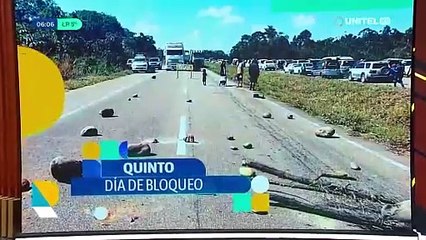En el quinto día de bloqueo en Yapacaní se advierte con la radicalización de las medidas de presión