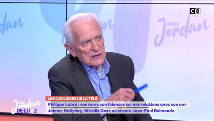 «Johnny était un homme généreux et tolérant. Il a même toléré des gens qui l’ont trahi » : Philippe Labro s’est prêté à la confidence sur son amitié avec le taulier